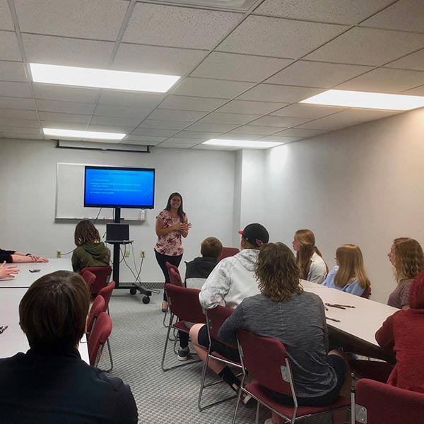 Group School Bank Tours Lake Central Bank Sq